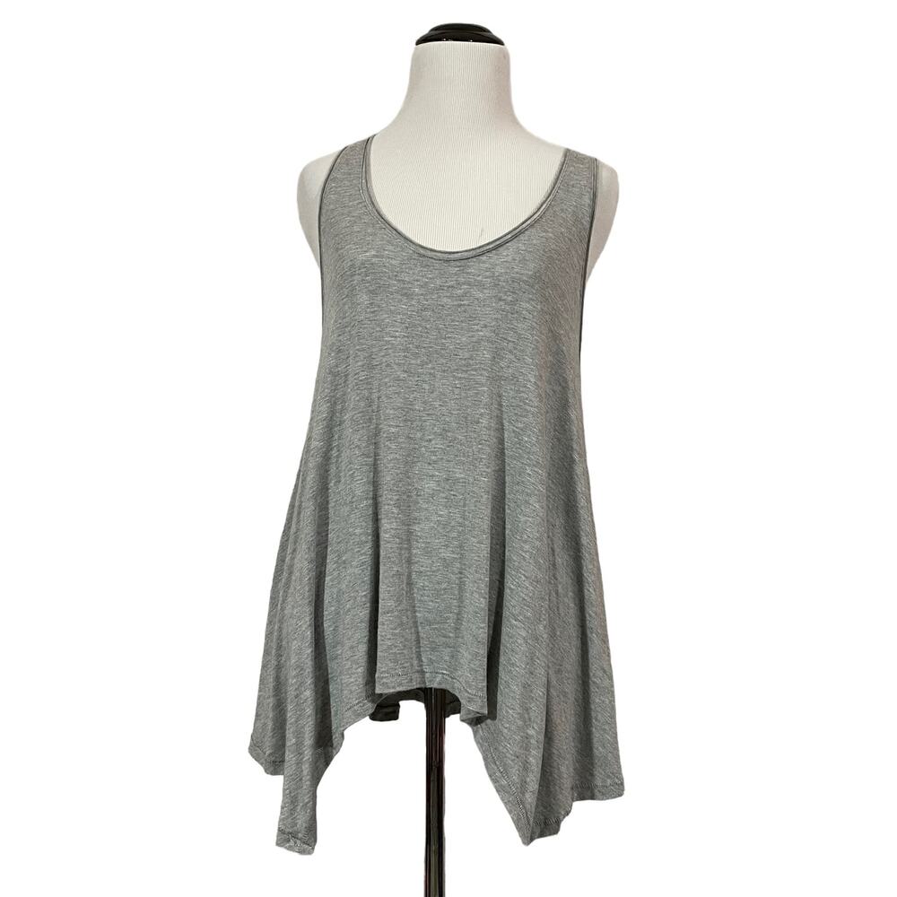 Amour Vert Asymmetrical Hem Tank - Gray - XS